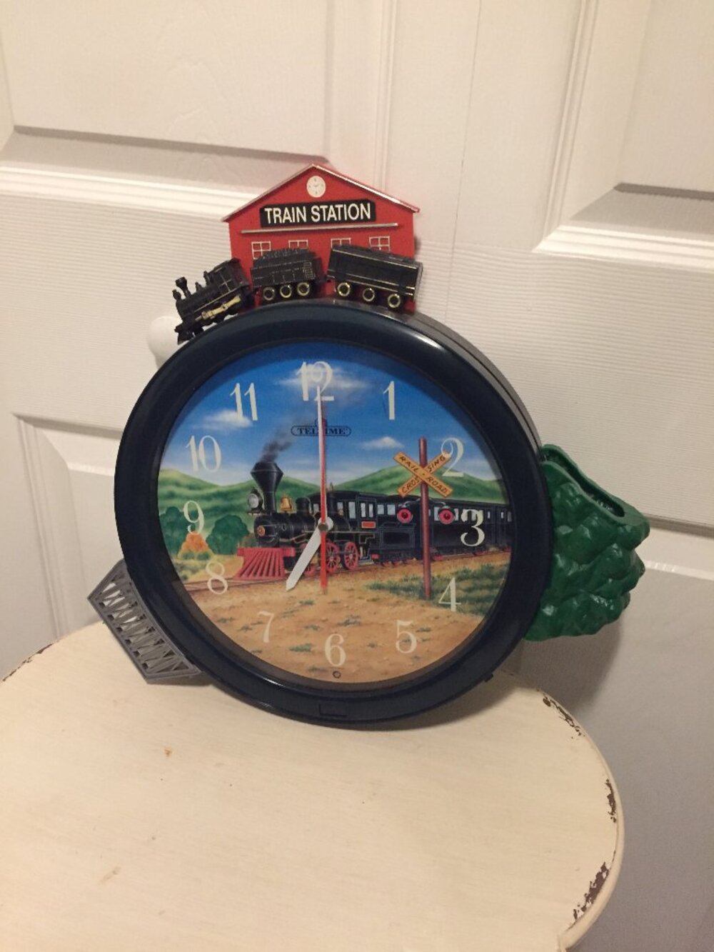 Teltime American Pacific Railway  Sound, Light & Motion Wall Clock Tested/Works